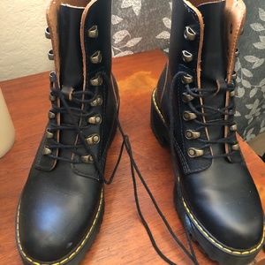 Doc Martin Leona Boot